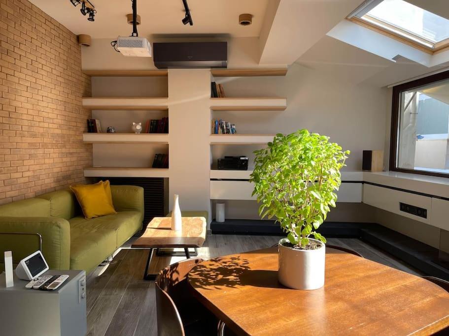 Acropolis Lux Apartment Athens Ngoại thất bức ảnh