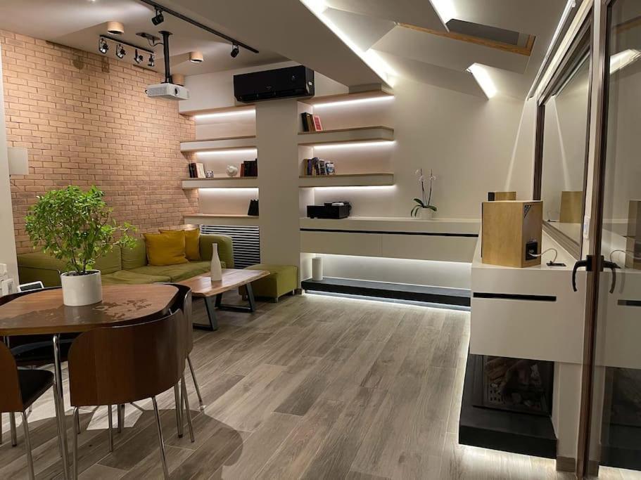 Acropolis Lux Apartment Athens Ngoại thất bức ảnh