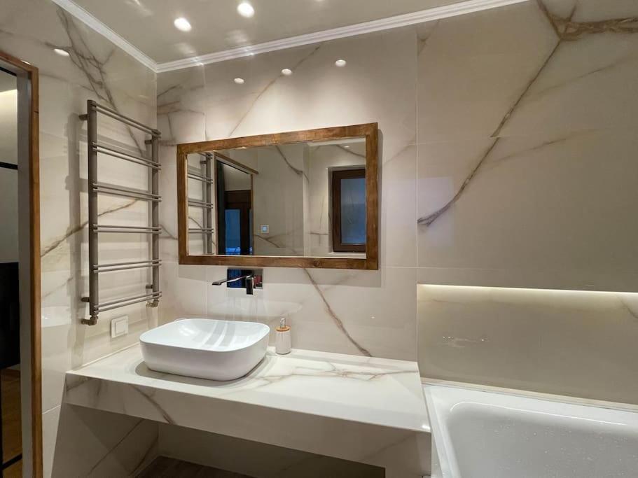 Acropolis Lux Apartment Athens Ngoại thất bức ảnh