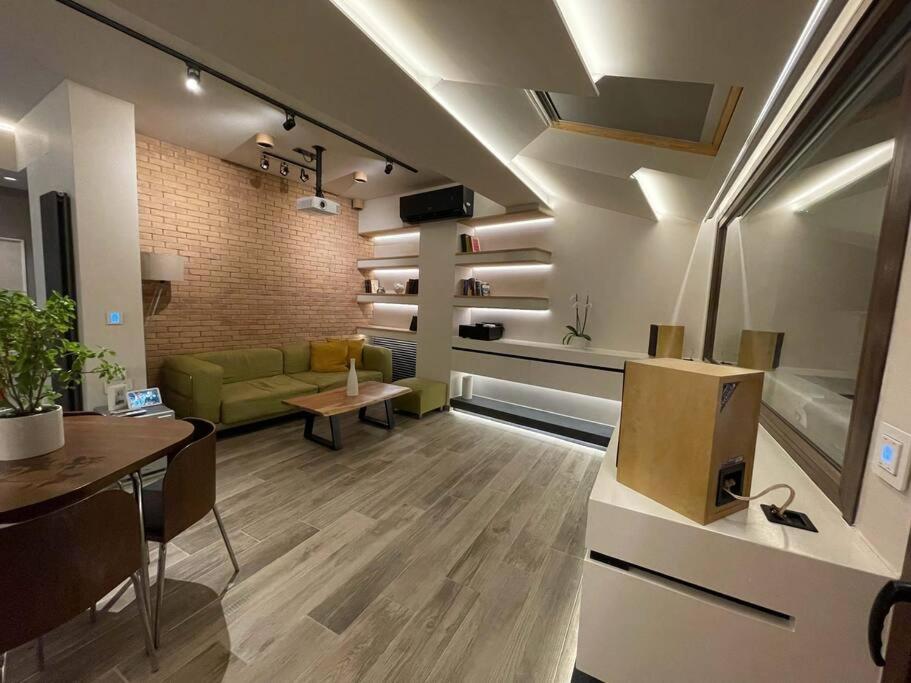 Acropolis Lux Apartment Athens Ngoại thất bức ảnh